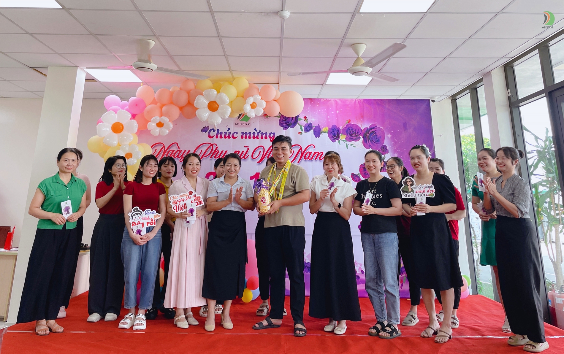 Medistar chào mừng ngày Phụ nữ Việt Nam 20/10