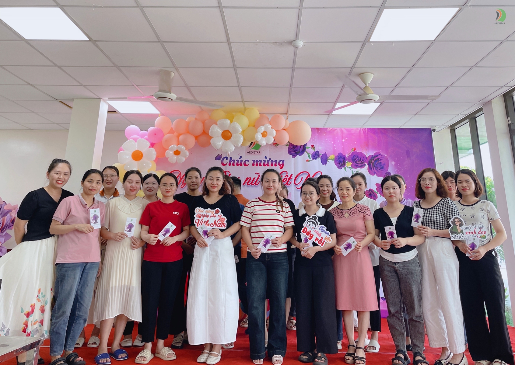 Medistar chào mừng ngày Phụ nữ Việt Nam 20/10
