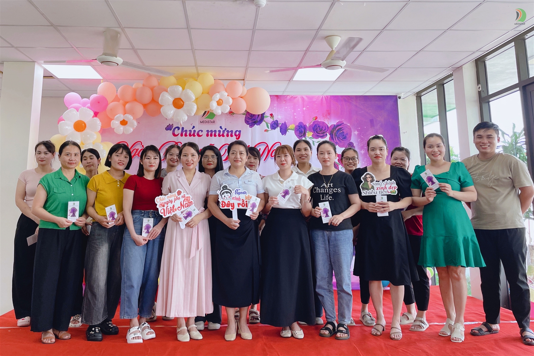 Medistar chào mừng ngày Phụ nữ Việt Nam 20/10