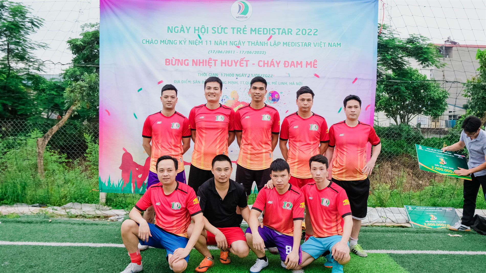 Giải vô địch bóng đá nam Medistar thuộc về FC 8X